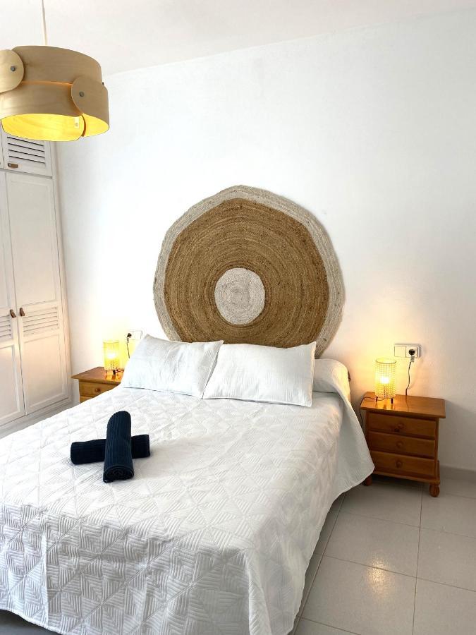 Apartamento Las Crucetas カレタ・デル・セボ エクステリア 写真