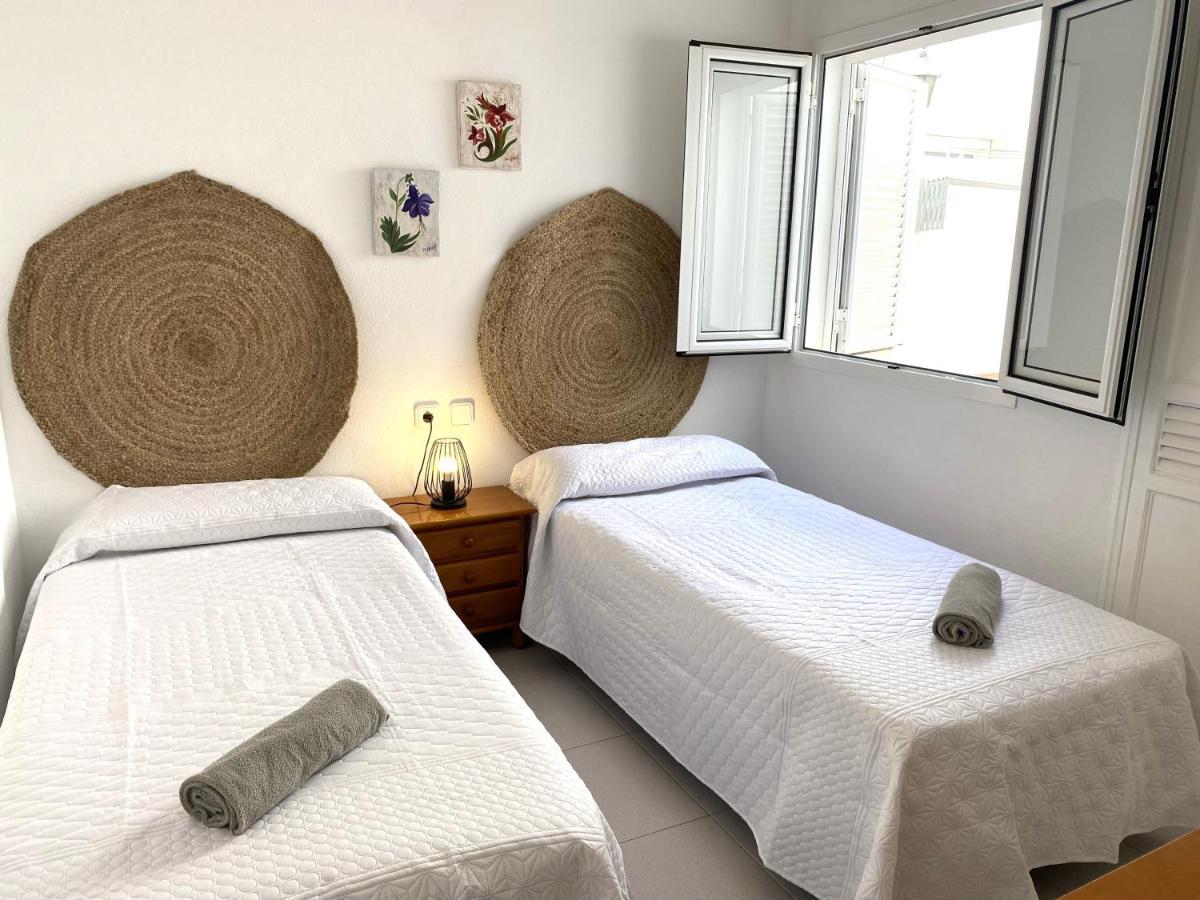 Apartamento Las Crucetas カレタ・デル・セボ エクステリア 写真